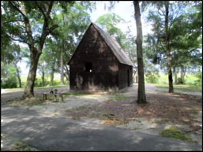 Charles Town Landing This is a common house where African slaves and indentured servants lived