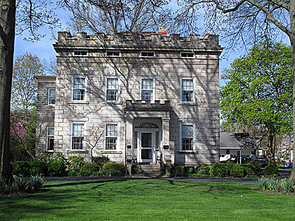 Cooke-Dorn House Entrance