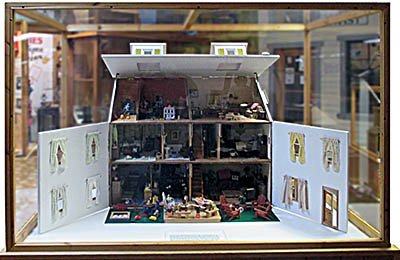 Garst Museum This dollhouse was made by Marilyn and Dale Robbins in 1983-1984