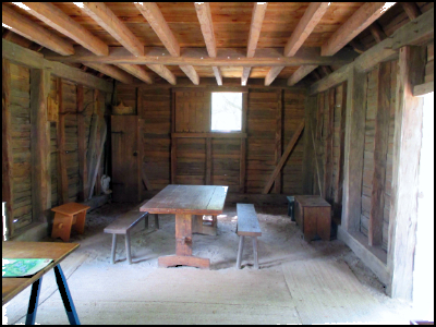 Charles Town Landing This is a common house where African slaves and indentured servants lived