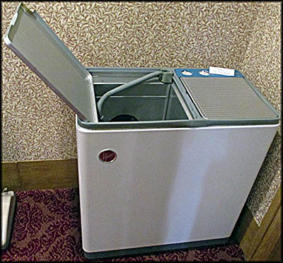 Hoover Historical Center Hoover HC 1963 Model 0500 Washer/Spinner Dryer