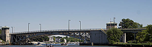 Lorain History Boat Tour: Charles Berry Bascule Bridge