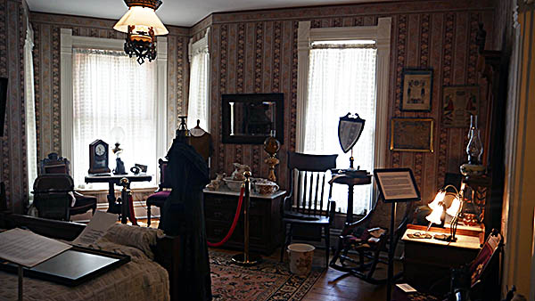 Medina Historical Society Smart House Master Bedroom